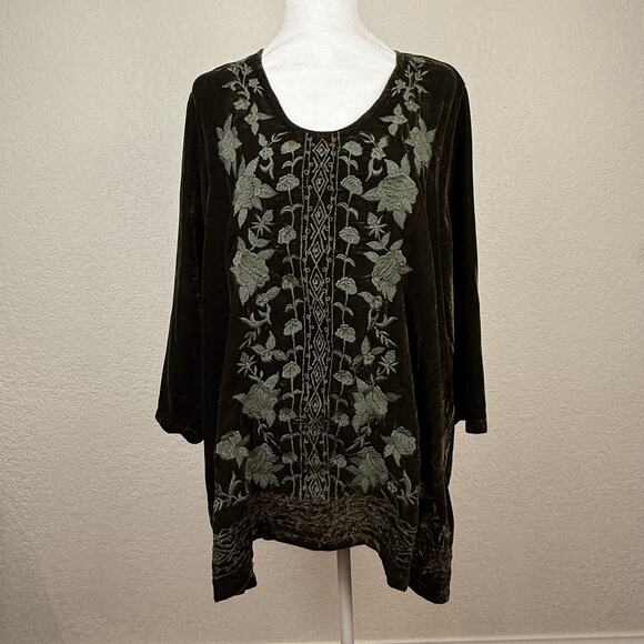 Kyla Seo Tops - Kyla Seo Embroidered Velvet Tunic Top Women's Large Floral Boho Relaxed Flowy